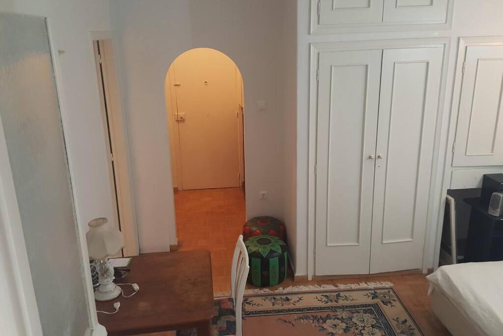 Central Studio Apartment Next To Plaka Aten Exteriör bild